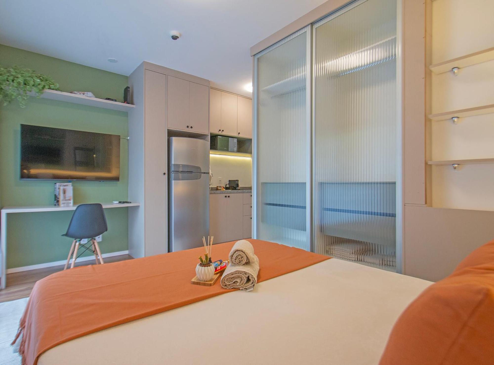 Localizacao Privilegiada No Campo Belo Com Cama Queen Apartment *